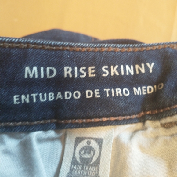 Universal Thread Mid- Rise Skinny Jeans - Picture 7 of 13